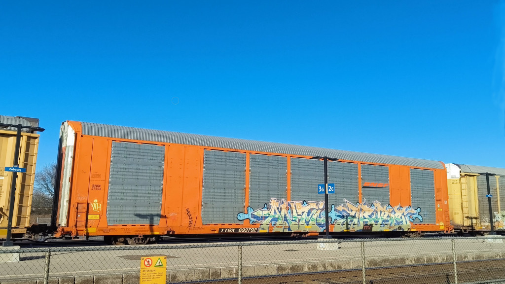 BNSF 27508 (Body) TTGX 693792 (Flat)